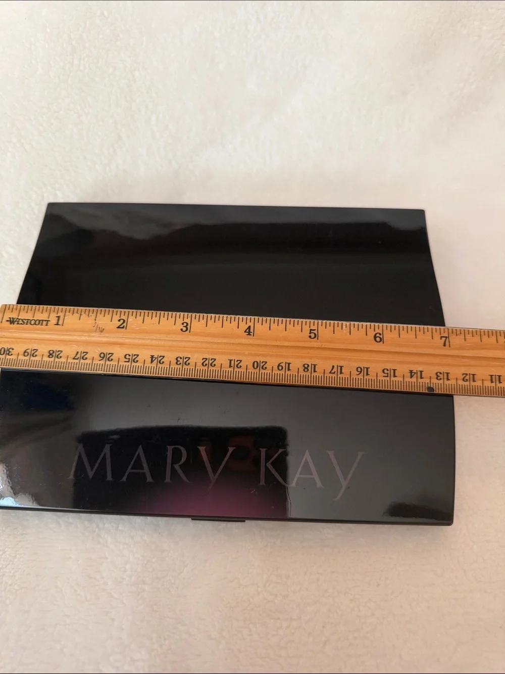 Mary Kay Black Makeup Compact - Picture 7 of 11